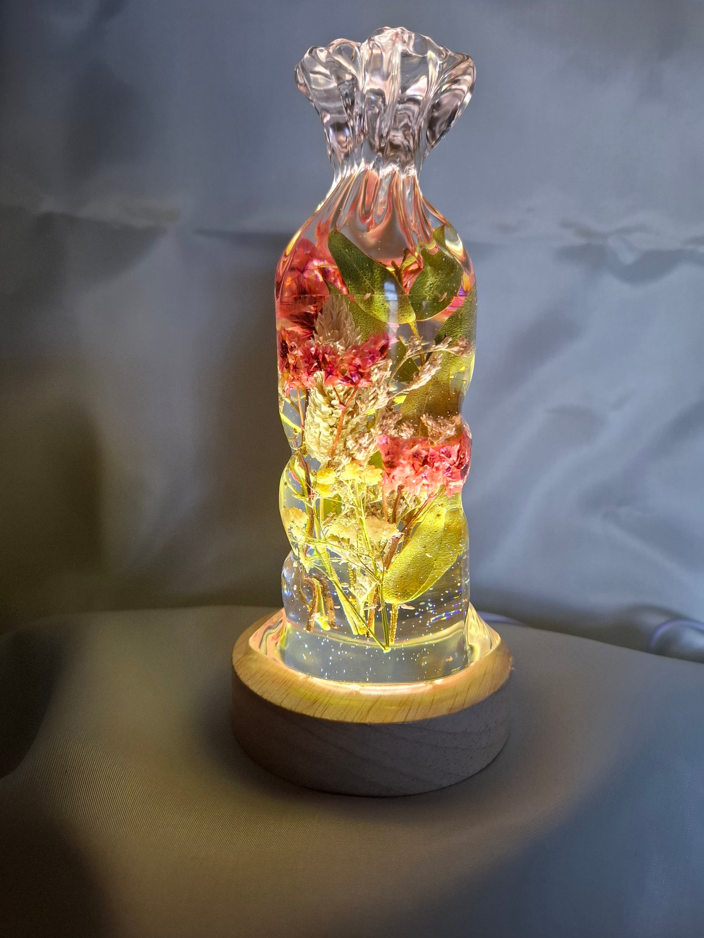 Epoxy Zak vorm gevuld met bloemen en LED verlichting