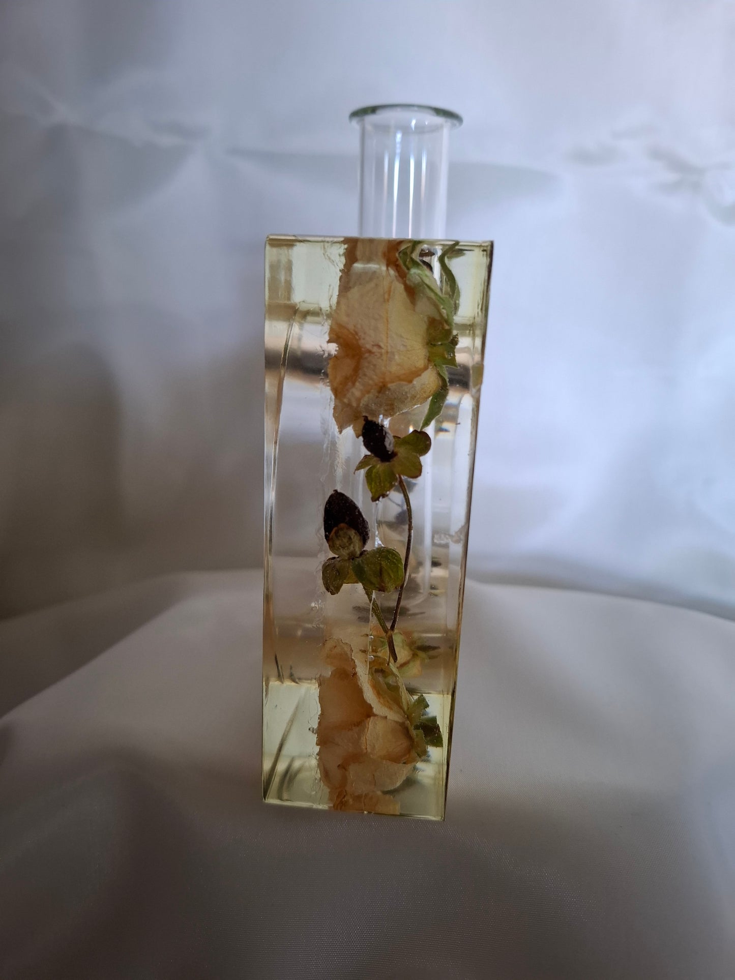 Micro bloemen vaasje van epoxy