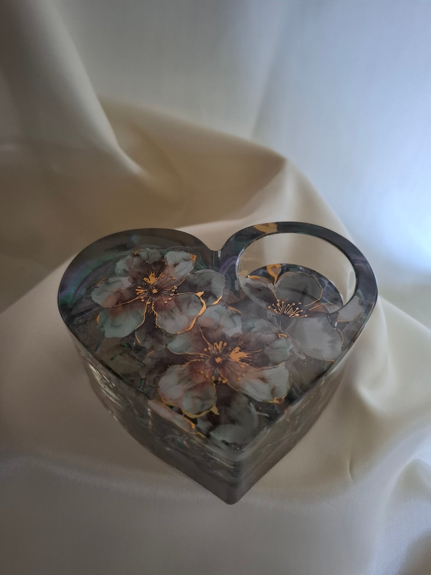 Waxinelichtje hart vorm  bloemen groen en goud