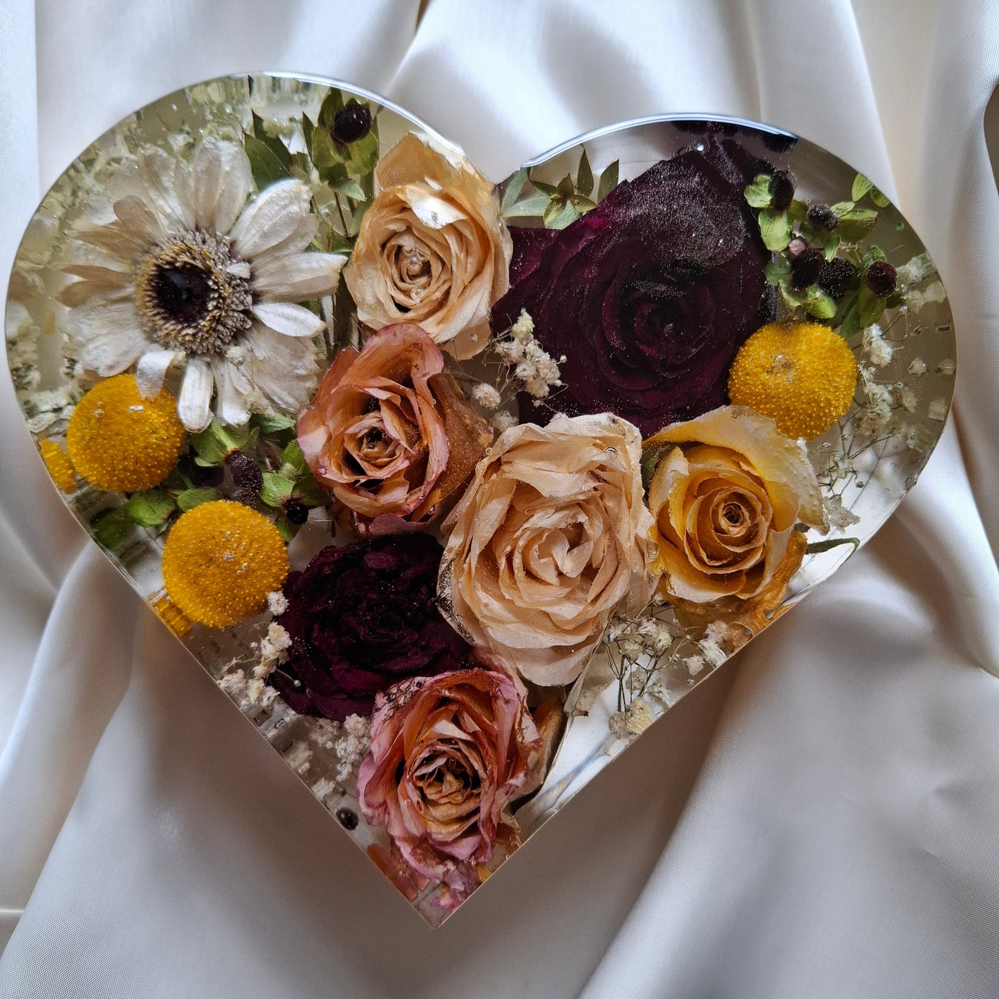 Epoxy hart met bruidsboeket
